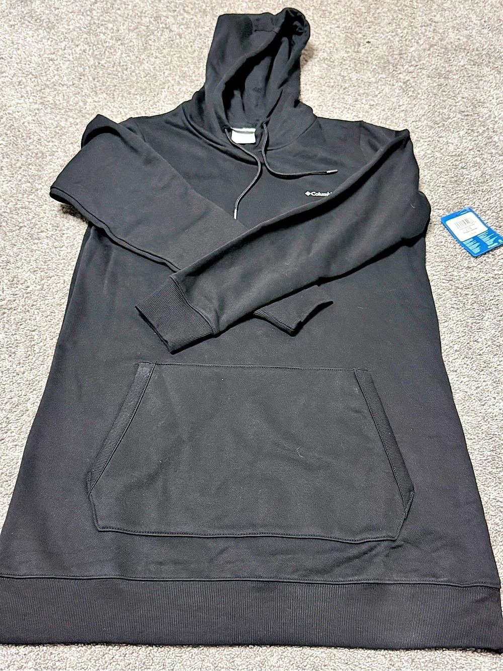 NWT Columbia Womens Rush Valley Long Hoodie in black.36